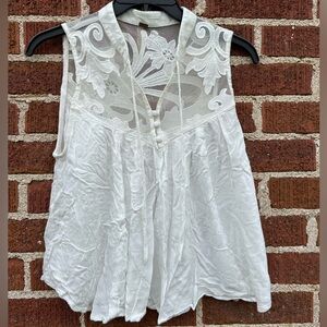 Free People White Blouse with Floral Sheer Lace Details size Small Flowy Boho